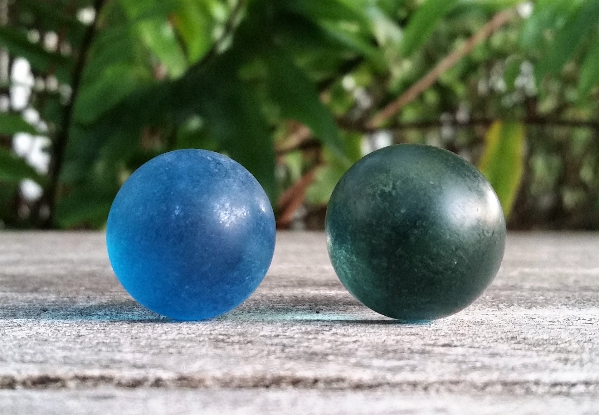 Blue or Teal Green Lamp Finial, Frosted Glass