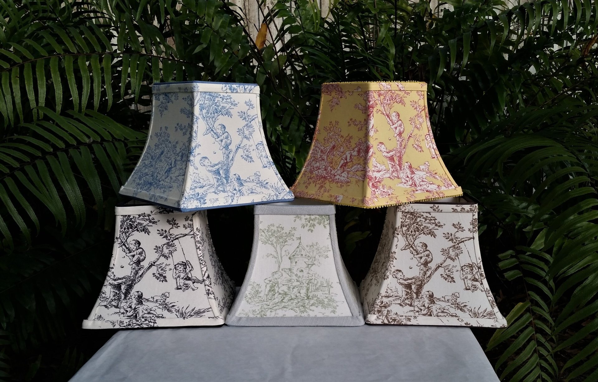 Euro Fitter Black and White Toile Lampshade