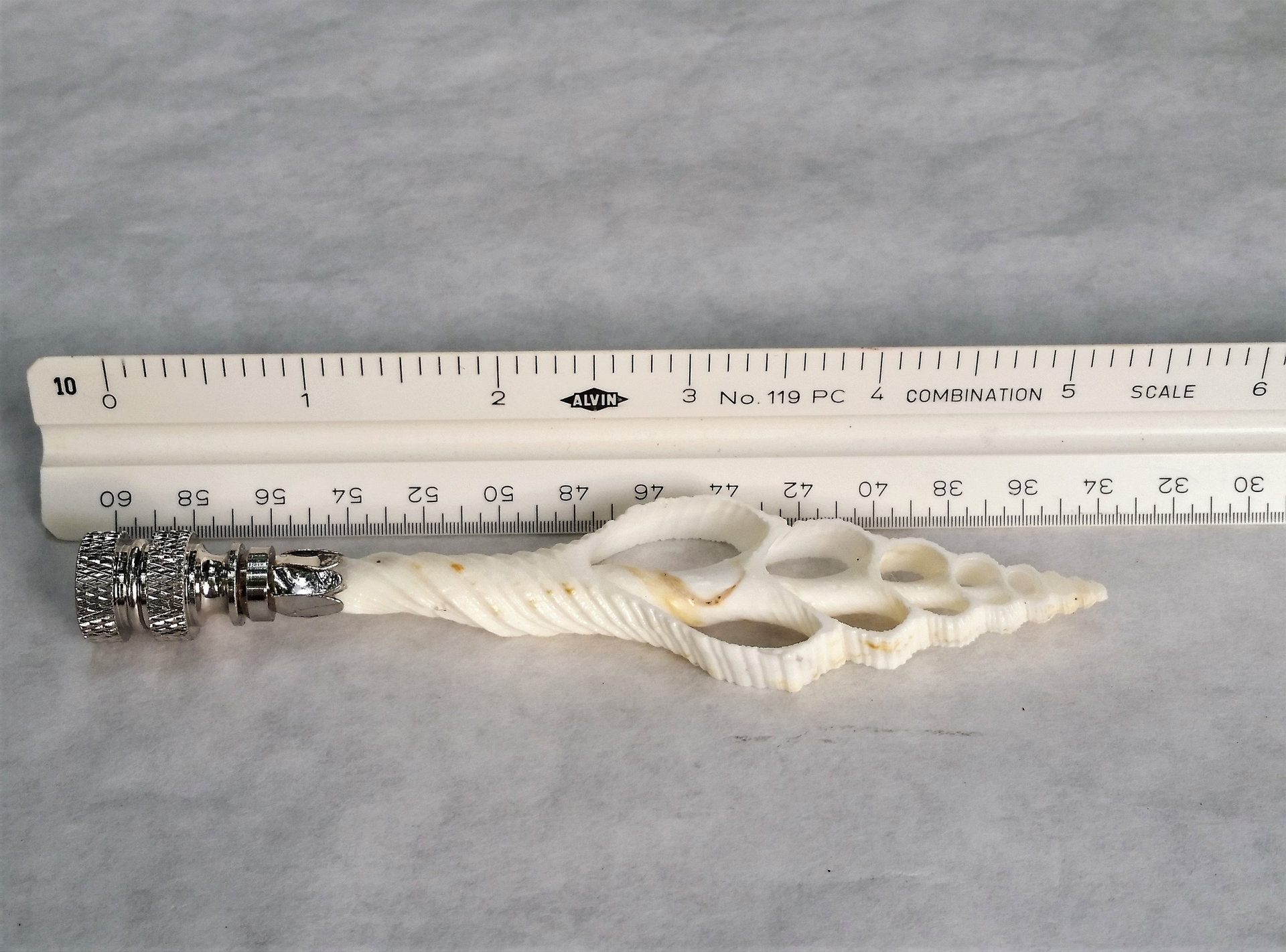 Sea Shell Lamp Finial, Tall Off White Spindle
