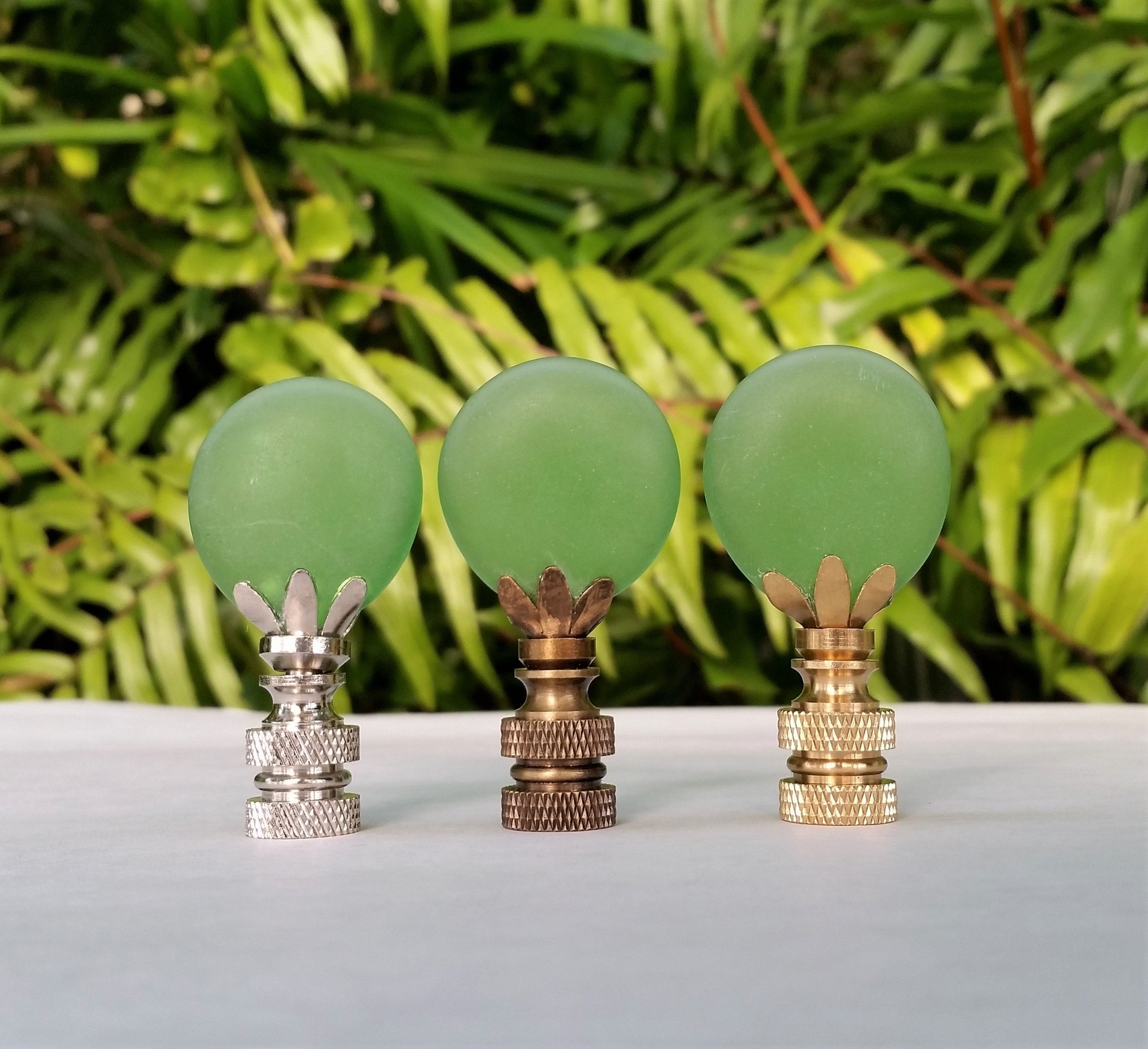 Frosted Glass Lamp Finial, Green Disc